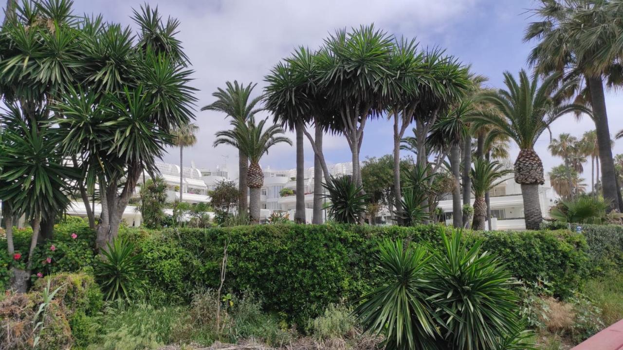 شقة Casa Cachita-En 1ª Linea De Playa إِستيبونا المظهر الخارجي الصورة