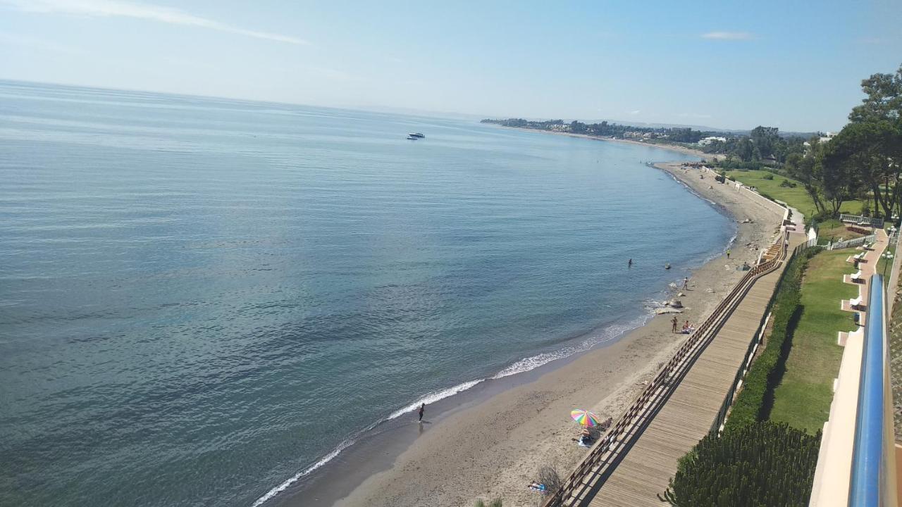شقة Casa Cachita-En 1ª Linea De Playa إِستيبونا المظهر الخارجي الصورة