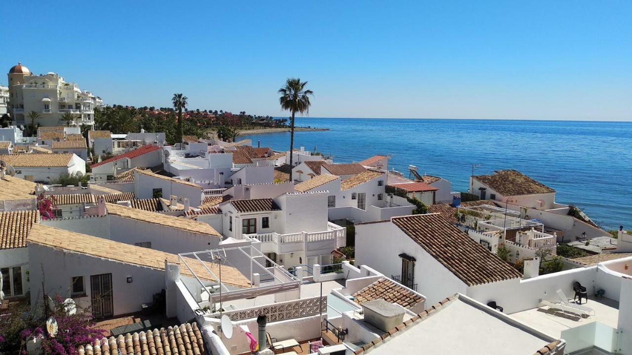شقة Casa Cachita-En 1ª Linea De Playa إِستيبونا المظهر الخارجي الصورة